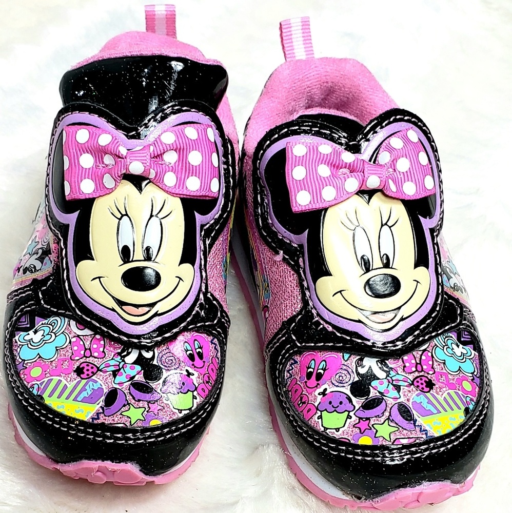 Minnie Mouse Girls Toddler Size 6 Sneakers
